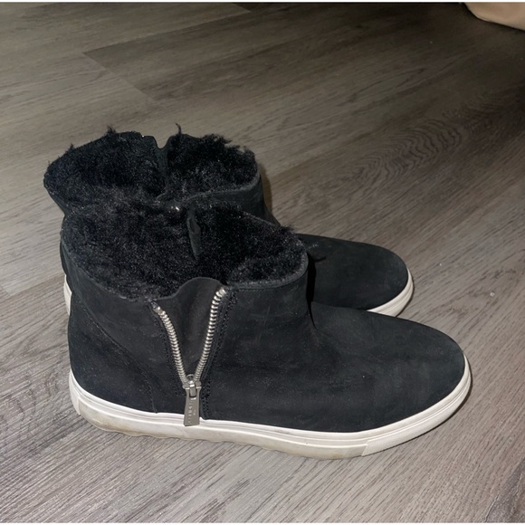 JSlide black waterproof booties size 9 - Picture 3 of 6